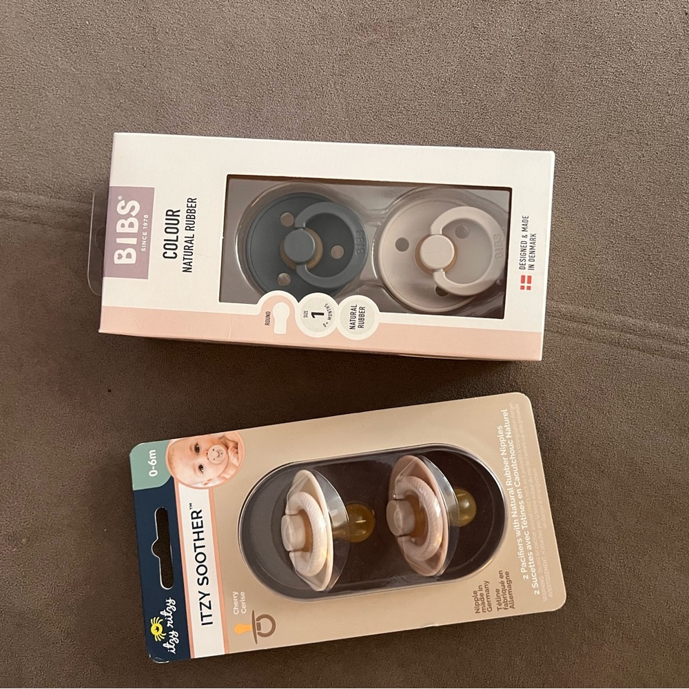BIBS Colour Natural Rubber Pacifiers - Grey & Cream Set